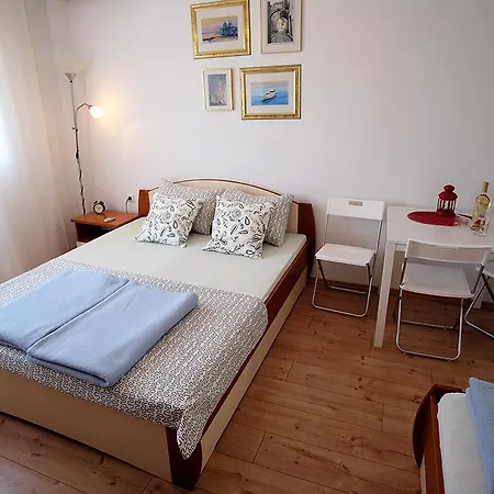 Studio Apartments Shanti Zadar Room photo