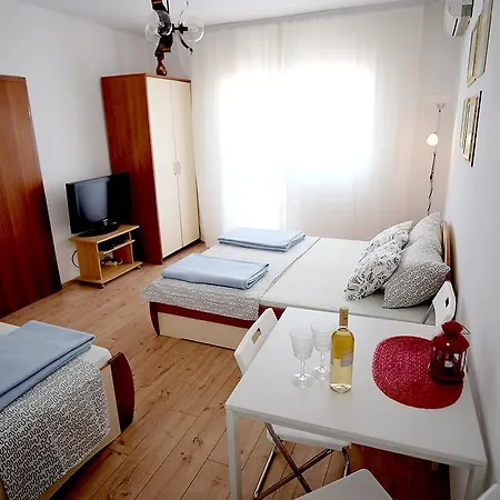 Studio Apartments Shanti Zadar Room photo